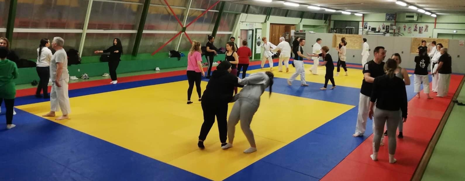 Action « Cours de self-defense pour les femmes »